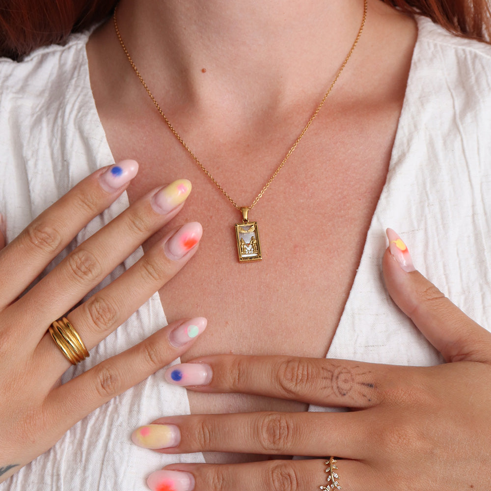 Le Collier Pendentif Les Amoureux - Or