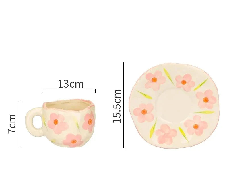 Tasse en céramique avec son assiette décorative